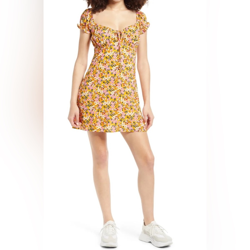 ALL IN FAVOR multi floral ruched dress baby doll liberty floral dress Sz small